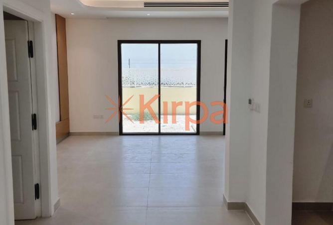 80702851 - Property Image 3