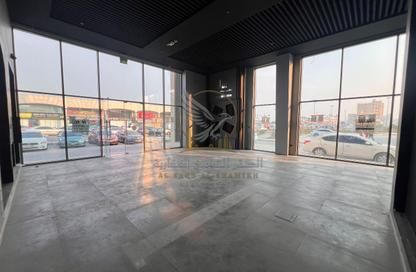 Show Room - Studio - 2 Bathrooms for rent in Industrial Area 4 - Sharjah Industrial Area - Sharjah
