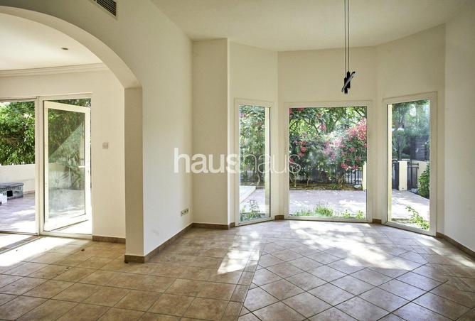 93993755 - Property Image 3