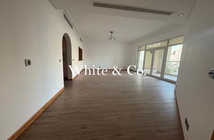 Apartment - 2 Bedrooms - 4 Bathrooms for rent in Jash Hamad - Shoreline Apartments - Palm Jumeirah - Dubai