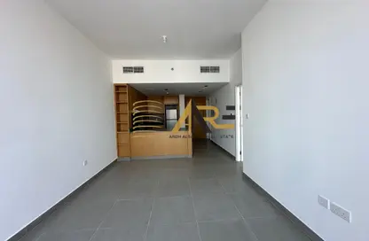 Apartment - 1 Bedroom - 2 Bathrooms for rent in Palace Residences Al Mamsha - Al Mamsha - Muwaileh - Sharjah