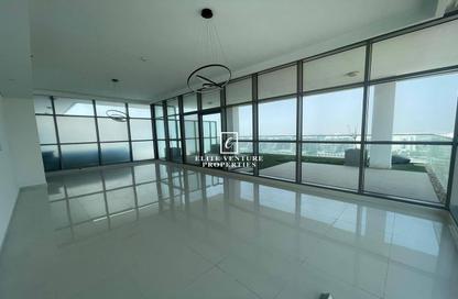 Apartment - 3 Bedrooms - 5 Bathrooms for rent in Golf Promenade 2B - Golf Promenade 2 - Golf Town - Damac Hills - Dubai