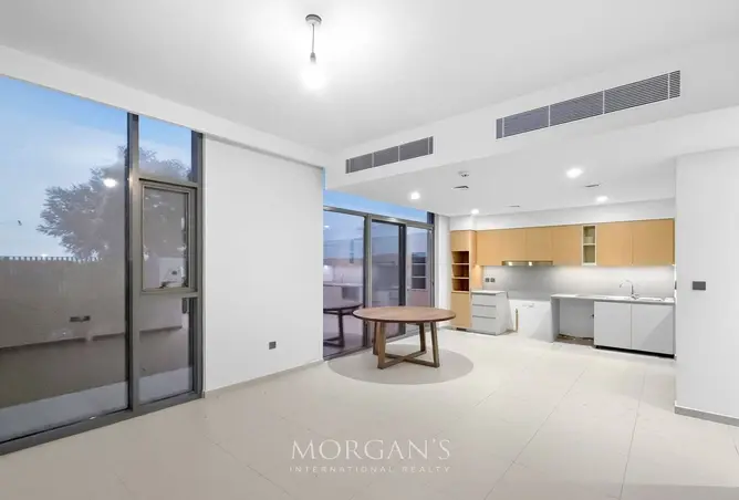147753101 - Property Image 2