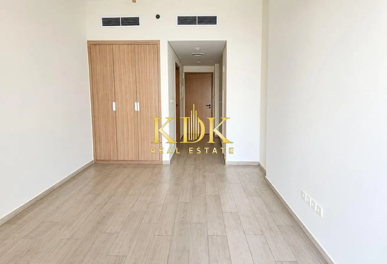 166998867 - Property Main Image