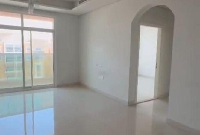 87897949 - Property Image 3