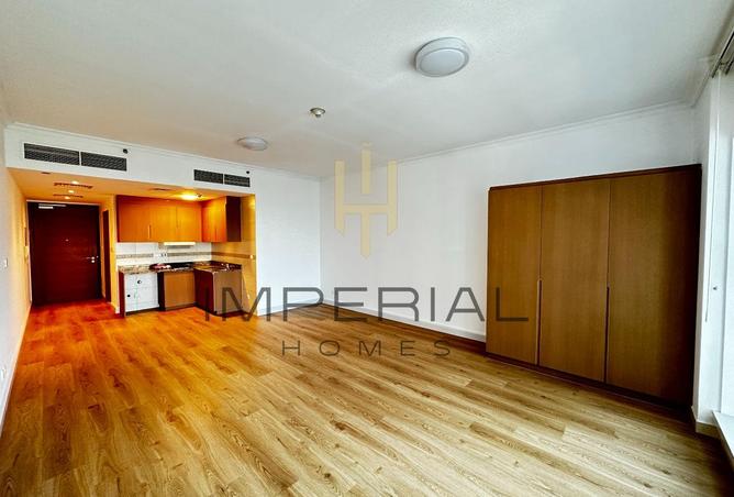 125180952 - Property Image 2