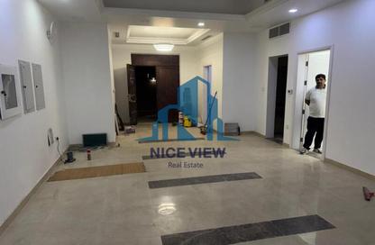 Villa - 7 - 7+ for rent in Mohamed Bin Zayed Centre - Mohamed Bin Zayed City - Abu Dhabi