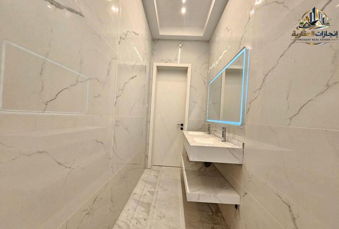 131588774 - Property Image 3