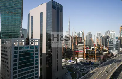 شقة - غرفة نوم - 1 حمام للايجار في ويست فايف بيزنس باي ريزيدينس - الخليج التجاري - دبي