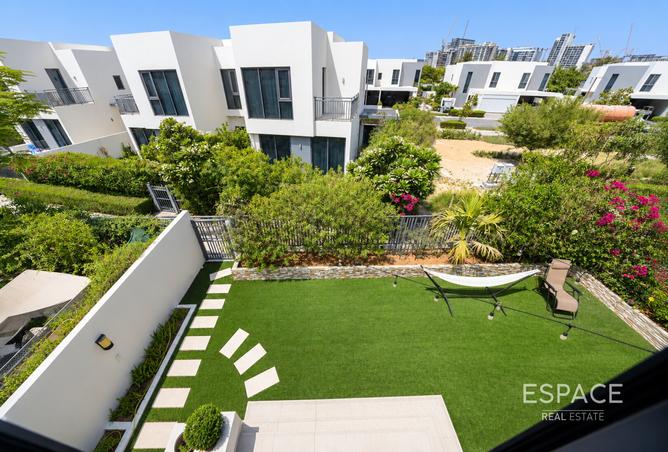 Premium Garden | Park Backing | Unfurnished photo 2
