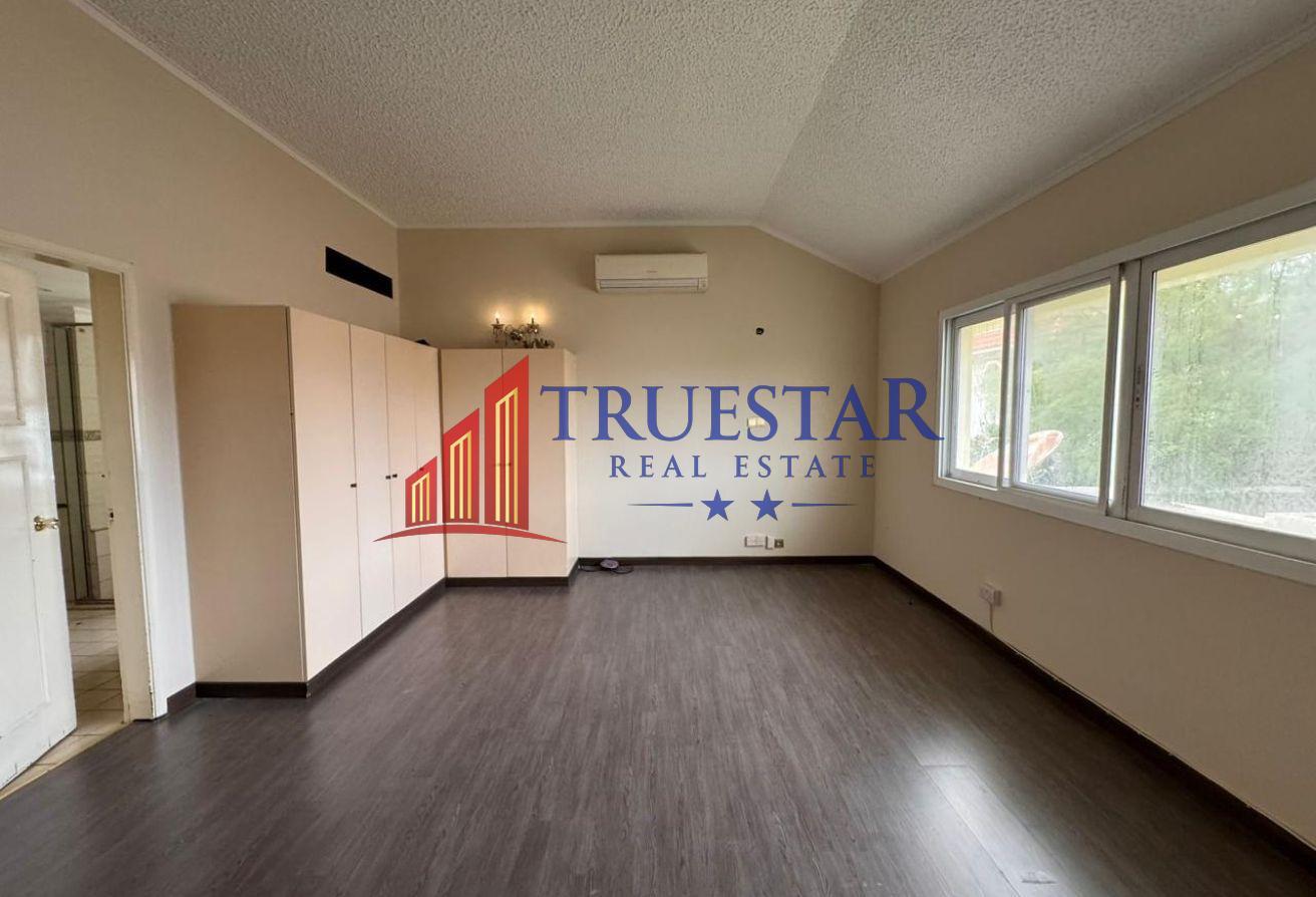4BR+STUDY MAJILIS PRIVATE GARDEN INDEPENDENT VILLA photo 12