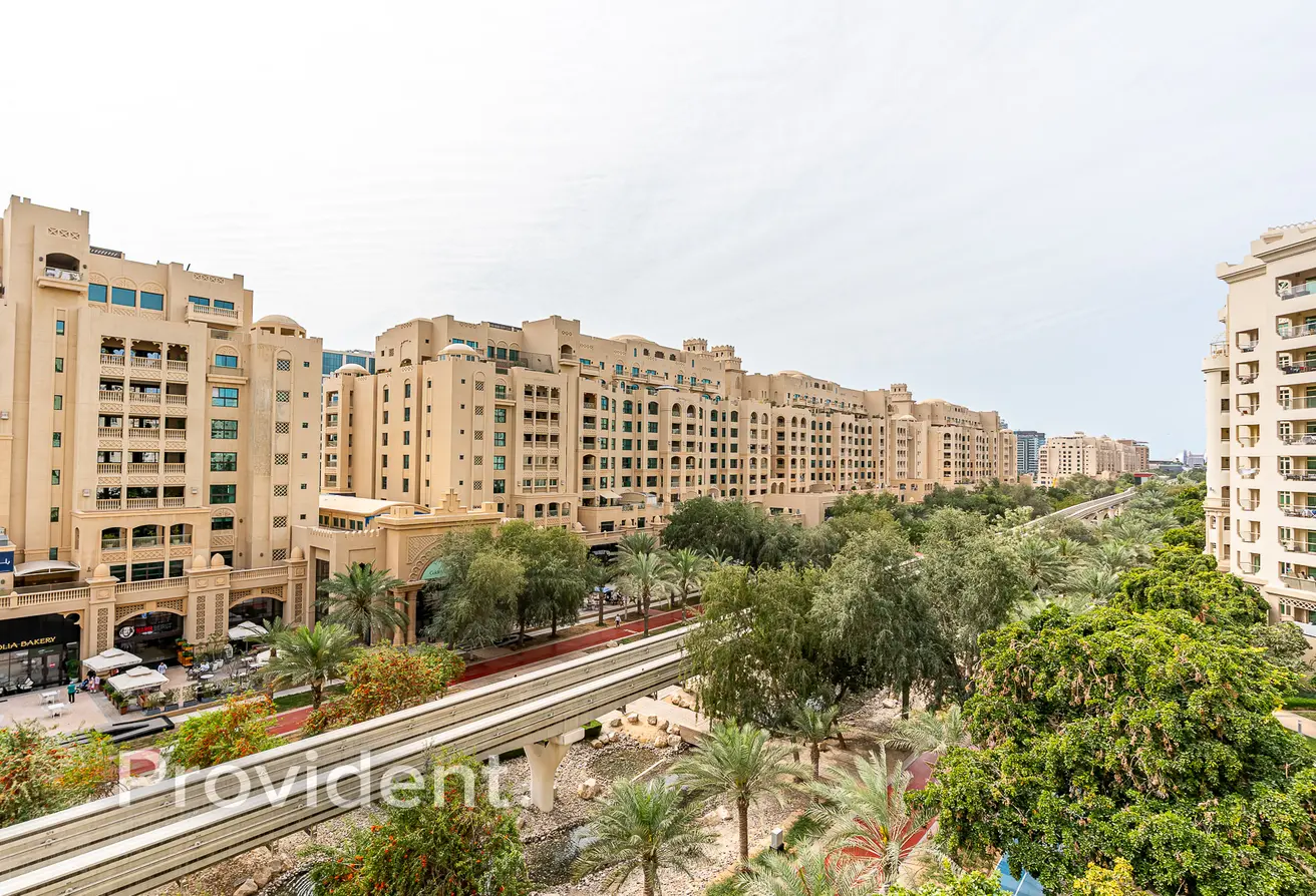 151896108 - Property Main Image