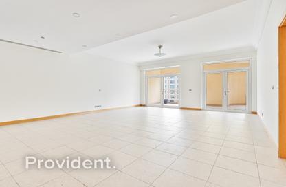 Apartment - 2 - 3 for rent in Jash Hamad - Shoreline Apartments - Palm Jumeirah - Dubai