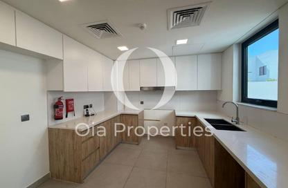 Villa - 4 Bedrooms - 5 Bathrooms for rent in Noya Viva - Noya - Yas Island - Abu Dhabi