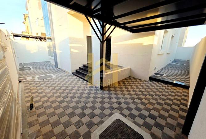 90933200 - Property Image 2