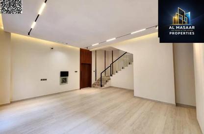 Villa - 5 Bedrooms - 7 Bathrooms for sale in Al Mowaihat 2 - Al Mowaihat - Ajman