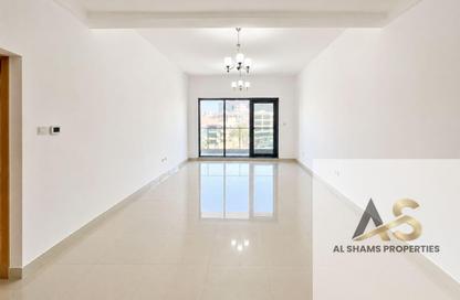 Apartment - 3 Bedrooms - 4 Bathrooms for rent in Arzco Hamriya Building - Al Hamriya - Bur Dubai - Dubai Apartment - 3 Bedrooms - 4 Bathrooms for rent in Arzco Hamriya Building - Al Hamriya - Bur Dubai - Dubai