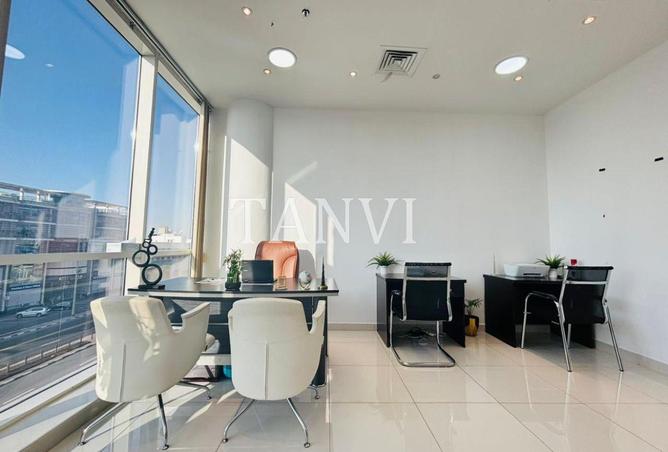 72305461 - Property Main Image