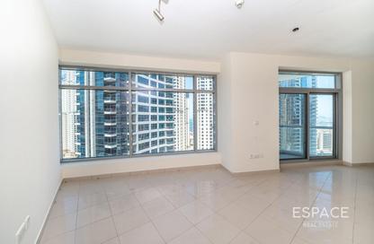 Apartment - 1 Bedroom - 2 Bathrooms for rent in Fairfield Tower - Park Island - Dubai Marina - Dubai