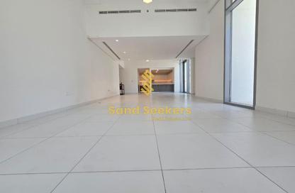 Apartment - 4 - 6 for rent in Al Sail Tower - Al Dana - Al Raha Beach - Abu Dhabi Apartment - 4 - 6 for rent in Al Sail Tower - Al Dana - Al Raha Beach - Abu Dhabi
