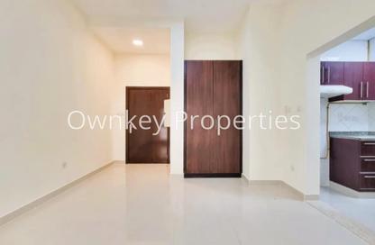 Apartment - Studio - 1 for rent in Al Karama Square - Al Karama - Bur Dubai - Dubai