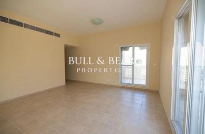 Villa - 4 - 5 for rent in Falcon City of Wonders - Dubai
