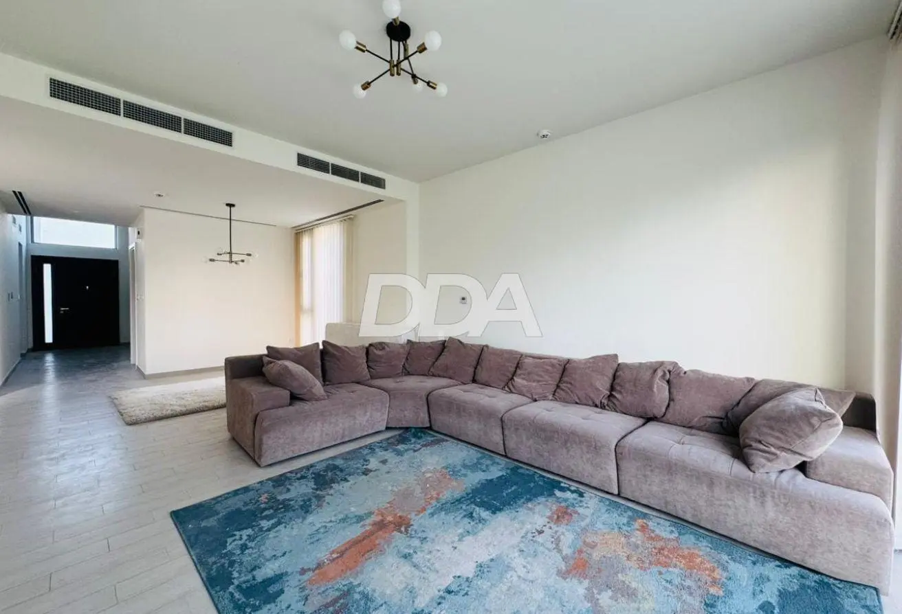 164605032 - Property Main Image