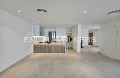 Townhouse - 5 Bedrooms - 6 Bathrooms for rent in California Village - Dubai Land - Dubai