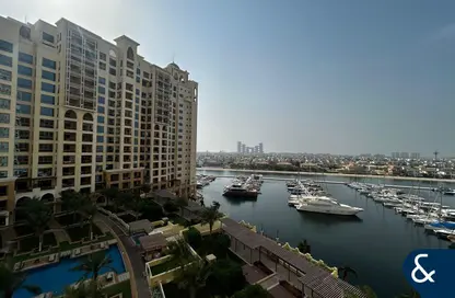 Apartment - 2 Bedrooms - 3 Bathrooms for rent in Marina Residences 6 - Marina Residences - Palm Jumeirah - Dubai