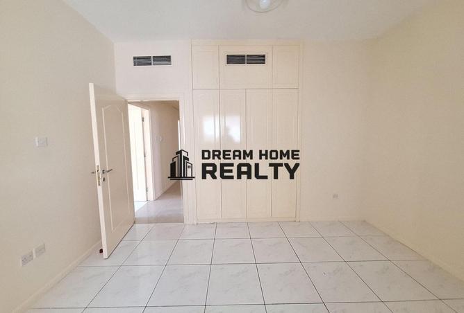 111850031 - Property Image 2