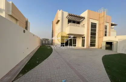 فيلا - 5 غرف نوم - 7 حمامات للايجار في مساكن نسمه - ّالطي - الشارقة