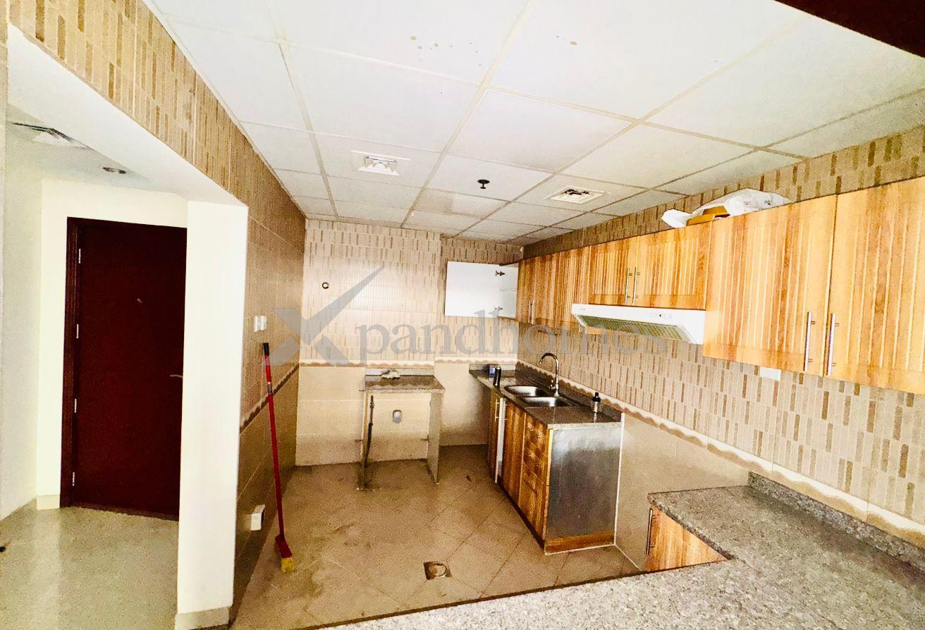 Specious 1 BHK | Garden | Large Size | Ready photo 7