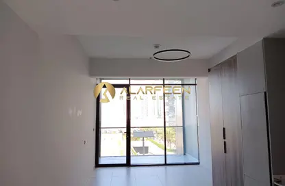 Apartment - 1 Bathroom for rent in Amal Tower - Dubai Sports City - Dubai
