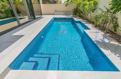 فيلا - 5 غرف نوم - 7 حمامات للايجار في كوينز ميدو - داماك هيلز - دبي