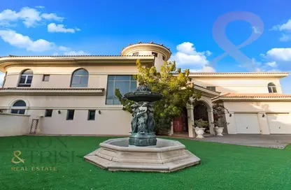 Villa - 5 Bedrooms - 6 Bathrooms for rent in Signature Villas Frond B - Signature Villas - Palm Jumeirah - Dubai