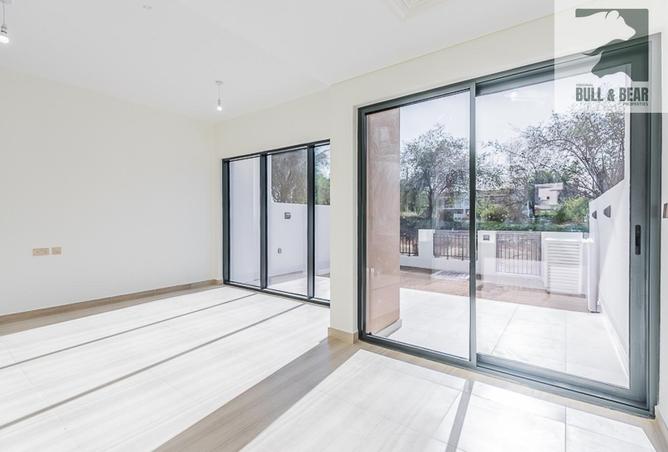 111412983 - Property Image 3