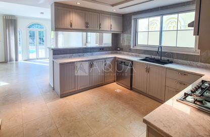 Villa - 3 - 4 for rent in District 5 - Jumeirah Park - Dubai Villa - 3 - 4 for rent in District 5 - Jumeirah Park - Dubai