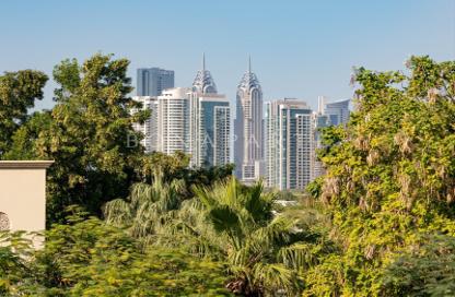 Villa - 6 - 7 for rent in Sector H - Emirates Hills - Dubai Villa - 6 - 7 for rent in Sector H - Emirates Hills - Dubai