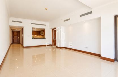 Apartment - 1 - 2 for rent in Golden Mile 5 - Golden Mile - Palm Jumeirah - Dubai