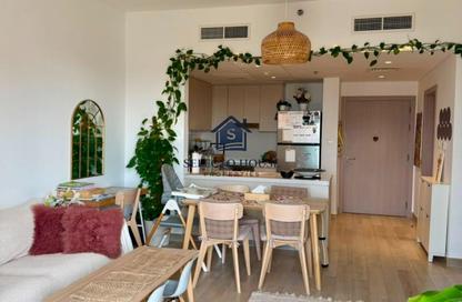 Apartment - 2 Bedrooms - 2 Bathrooms for sale in Waters Edge - Yas Island - Abu Dhabi