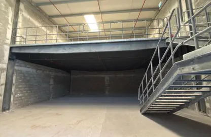 Warehouse - Studio - 1 Bathroom for rent in Al Quoz Industrial Area 3 - Al Quoz Industrial Area - Al Quoz - Dubai