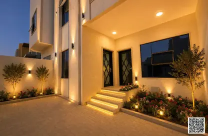 Villa - 5 Bedrooms - 7 Bathrooms for sale in Al Yasmeen 1 - Al Yasmeen - Ajman