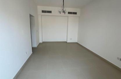 Apartment - 2 Bedrooms - 3 Bathrooms for rent in Al Amira Village - Al Yasmeen - Ajman