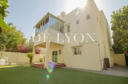 Villa - 5 Bedrooms - 5 Bathrooms for rent in Meadows 1 - Meadows - Dubai