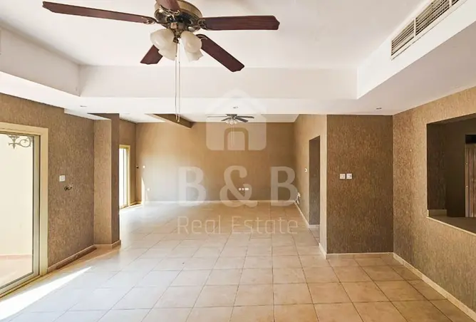 163231395 - Property Image 2