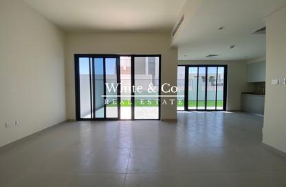 Townhouse - 4 - 4 for rent in Greenviews 2 - Emaar South - Dubai South (Dubai World Central) - Dubai Townhouse - 4 - 4 for rent in Greenviews 2 - Emaar South - Dubai South (Dubai World Central) - Dubai