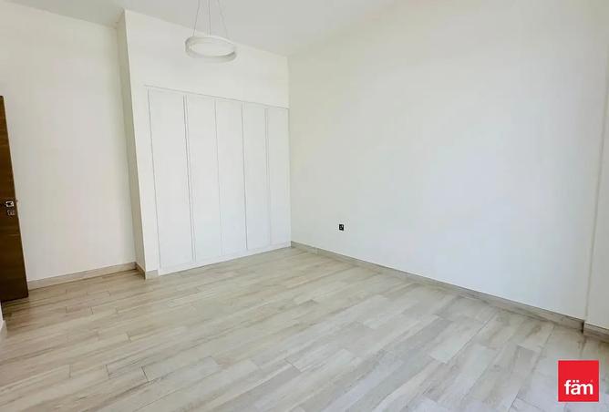 67427892 - صورة العقار 3