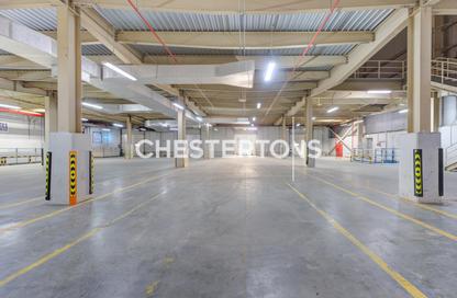 Warehouse - Studio for rent in Umm Ramool - Dubai