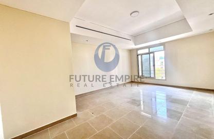 Apartment - 2 - 2 for rent in Al Mina - Bur Dubai - Dubai