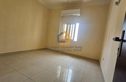 Apartment - 1 Bedroom - 2 Bathrooms for rent in Al Nabba - Sharjah